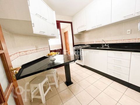 Image 3 - 929976