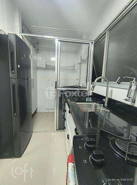Image 3 - 929991