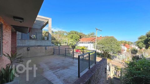 Image 17 - 930006