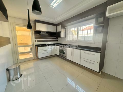 Image 7 - 930007
