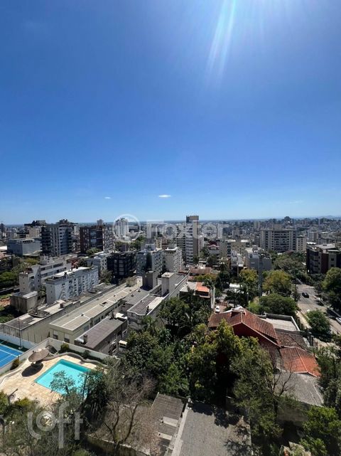 Image 1 - 930025