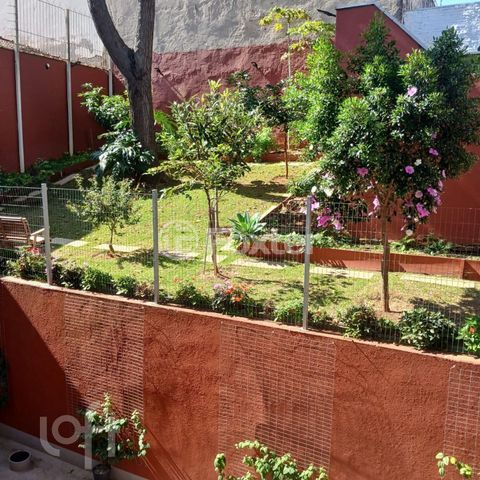 Image 7 - 930109