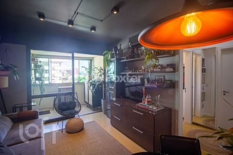 Image 4 - 930124