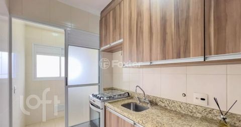 Image 8 - 930132