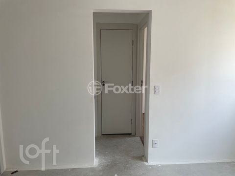 Image 4 - 930137