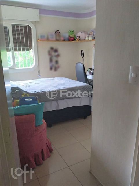 Image 11 - 930155