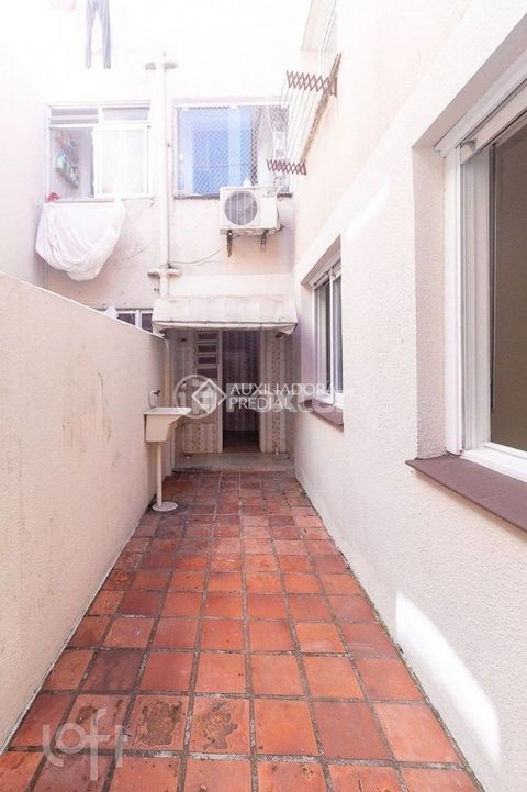Image 3 - 930191
