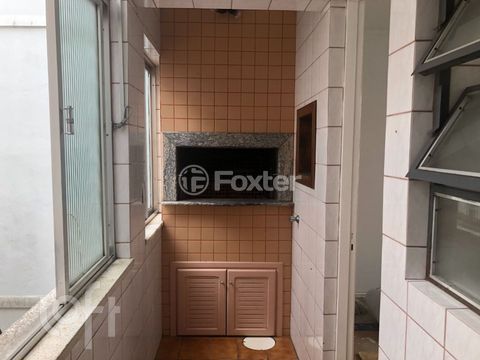 Image 8 - 930267