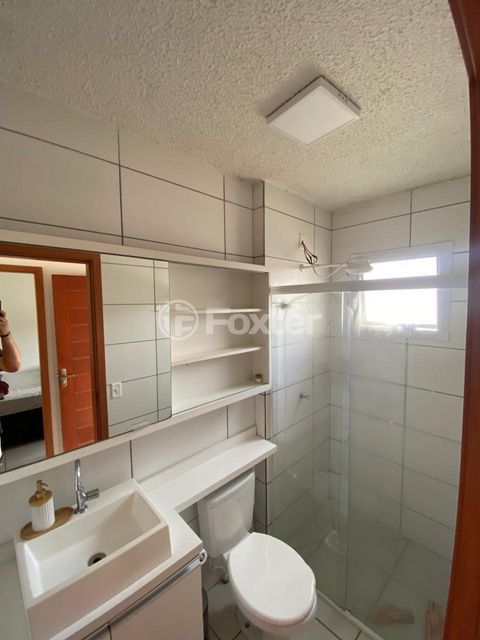 Image 8 - 930277