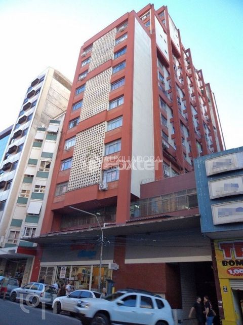 Image 4 - 930365