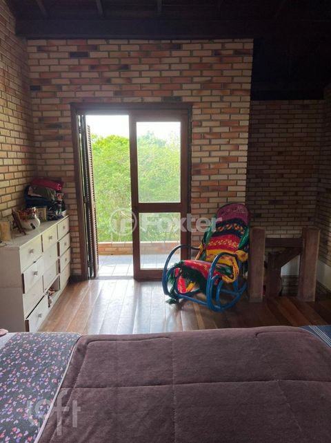 Image 6 - 930456
