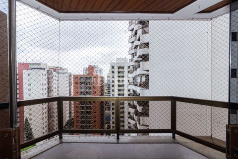 Image 4 - 930474