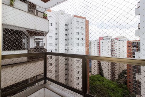 Image 14 - 930474