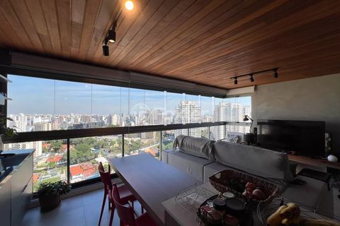 Image 1 - 930482