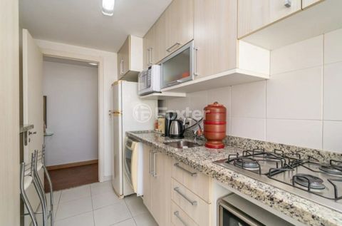 Image 5 - 930498