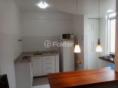 Image 3 - 930502