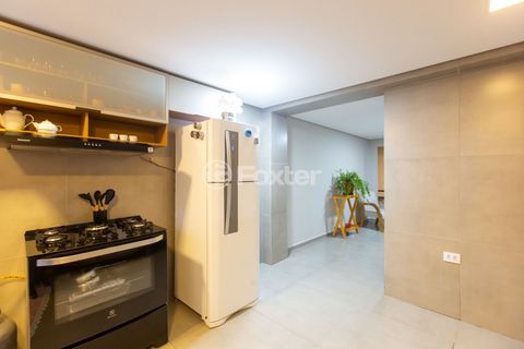 Image 8 - 930503