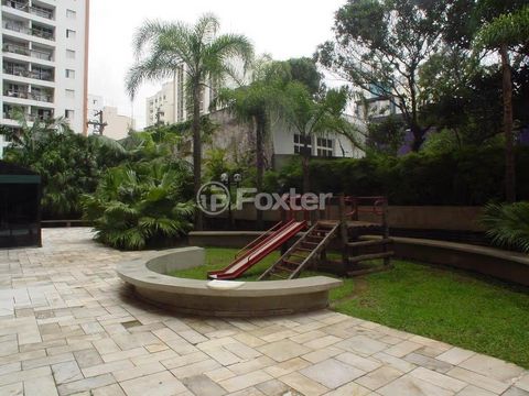 Image 3 - 930516