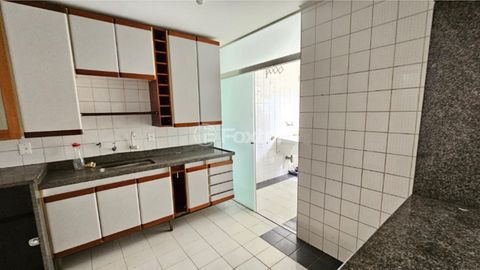 Image 3 - 930533