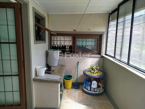 Image 10 - 930552