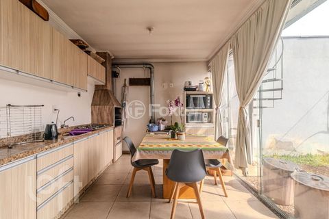 Image 17 - 930680