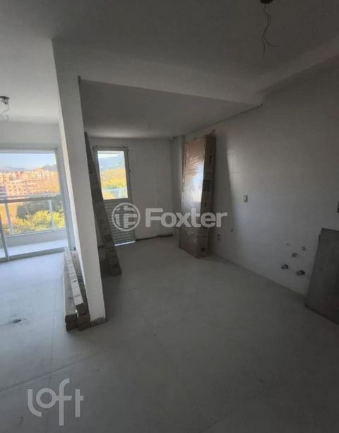 Image 6 - 930684