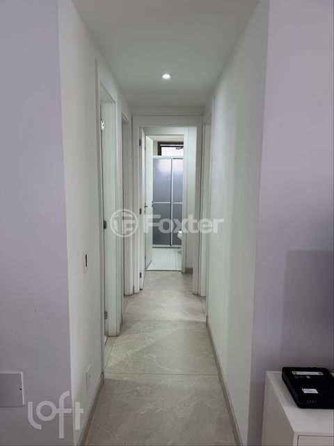 Image 11 - 930703