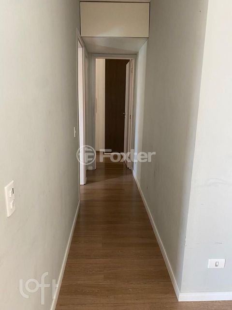 Image 1 - 930711