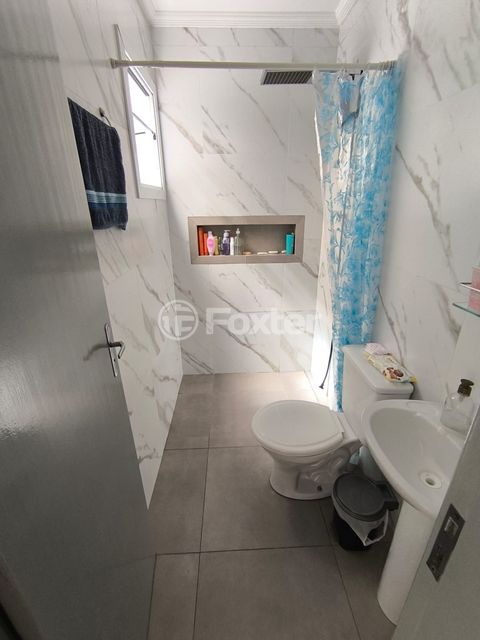 Image 8 - 930712