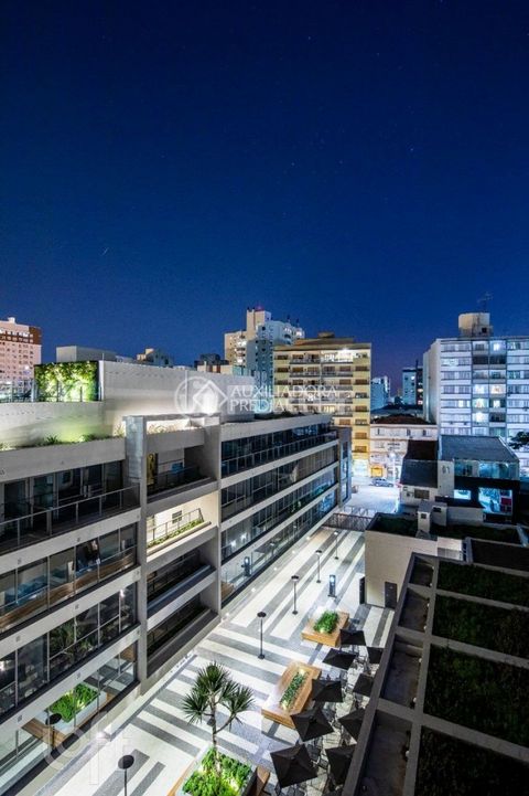 Image 9 - 930726