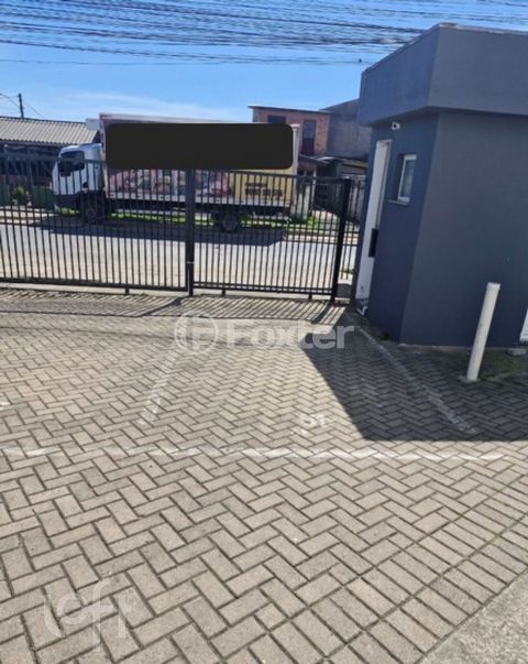 Image 1 - 930742