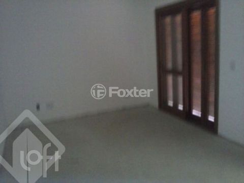 Image 7 - 930745