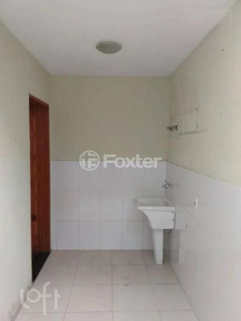 Image 1 - 930748