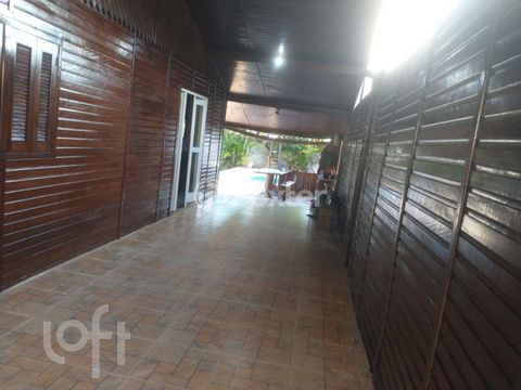 Image 5 - 930752