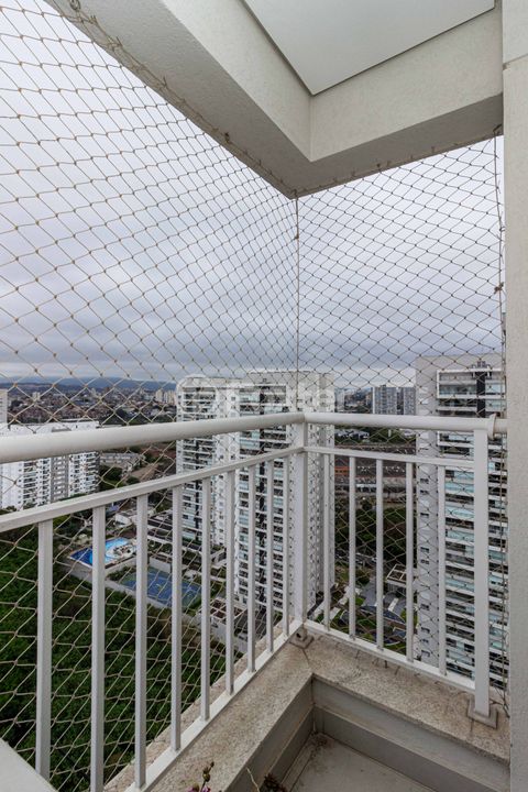 Image 19 - 930763