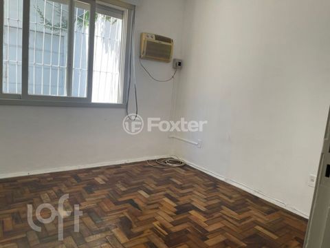 Image 7 - 930784