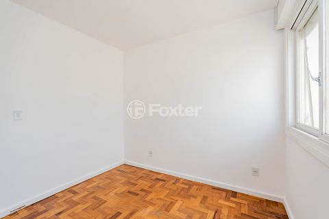 Image 19 - 930817