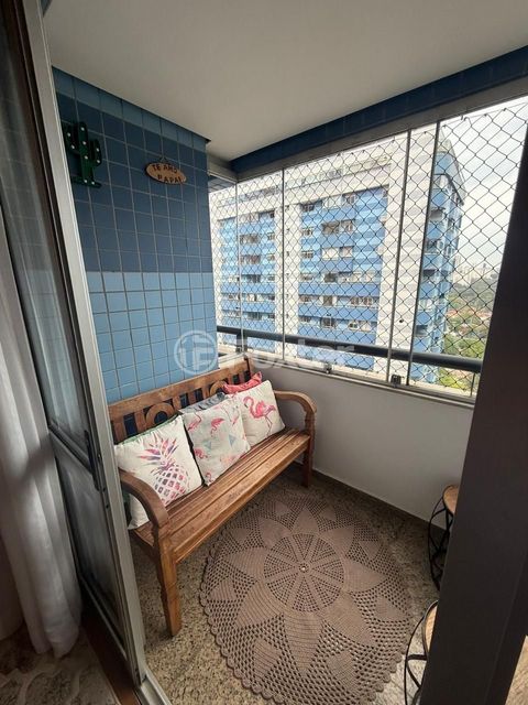Image 2 - 930819
