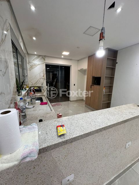 Image 1 - 930820