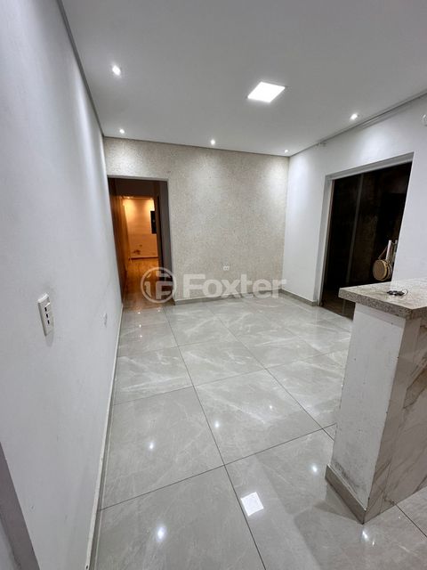 Image 17 - 930820