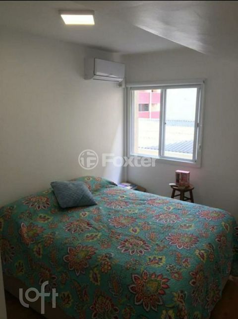 Image 7 - 930855