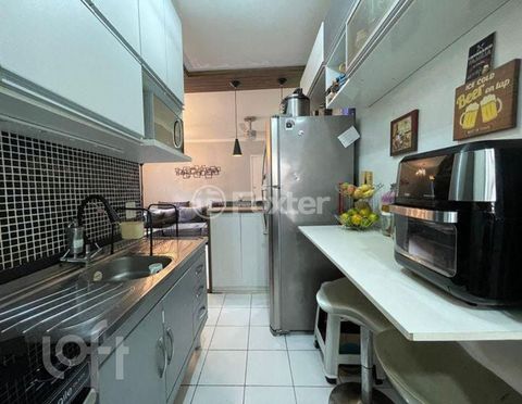 Image 5 - 930898