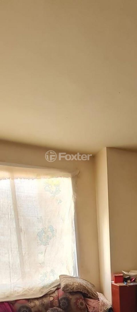 Image 7 - 930900