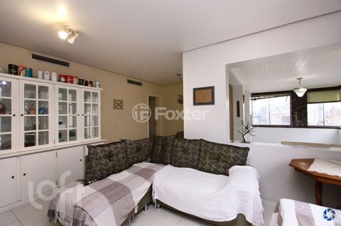 Image 7 - 930903