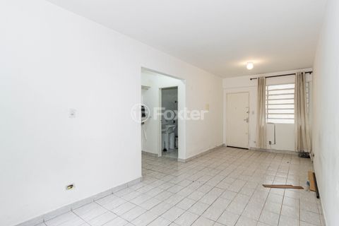 Image 4 - 930905