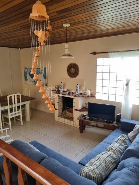 Image 3 - 930906