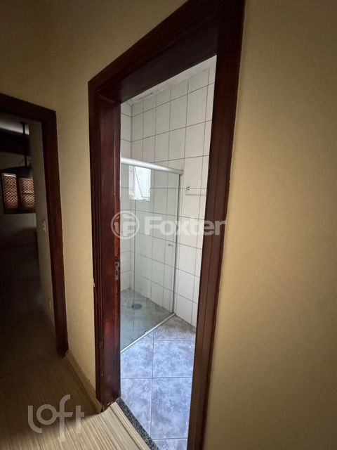 Image 9 - 930907