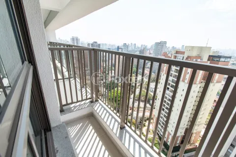 Image 12 - 930929