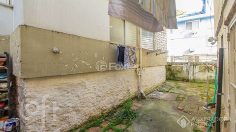 Image 6 - 930931