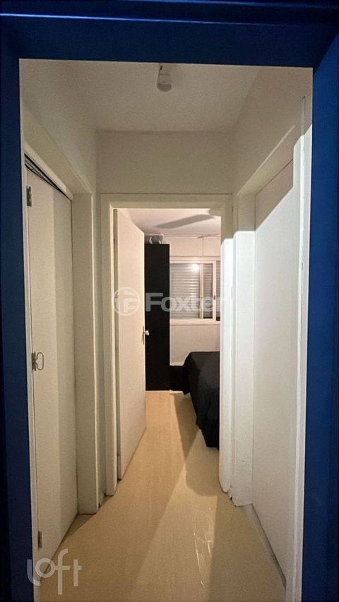 Image 6 - 930941